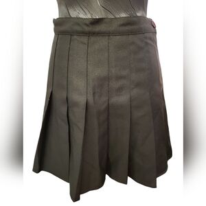 NWT Kokopie Med Pleated Black Skirt